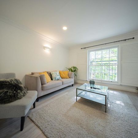 Modern 3 Beds 2 Baths Abbey Rd - St John'S Wood Appartement Londen Buitenkant foto