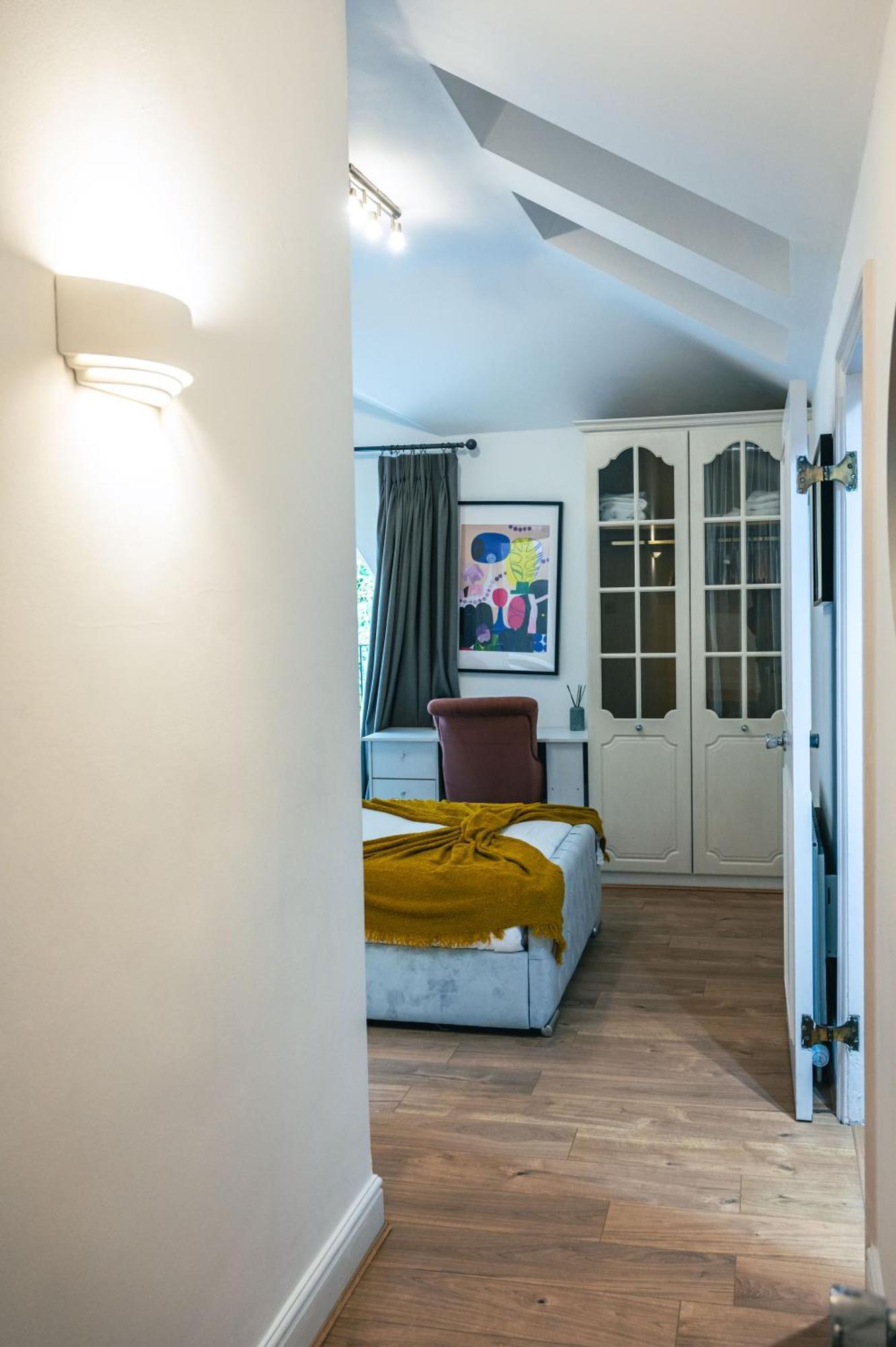 Modern 3 Beds 2 Baths Abbey Rd - St John'S Wood Appartement Londen Buitenkant foto
