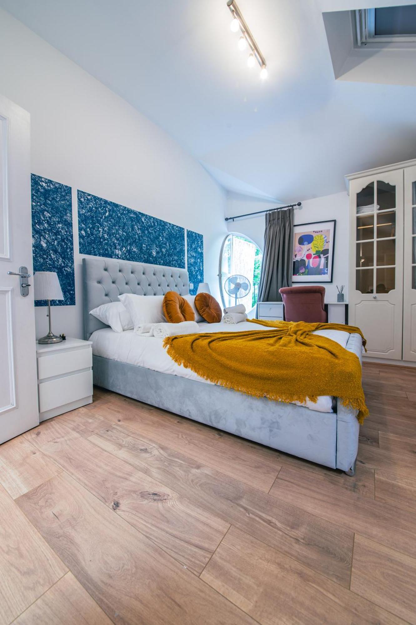 Modern 3 Beds 2 Baths Abbey Rd - St John'S Wood Appartement Londen Buitenkant foto