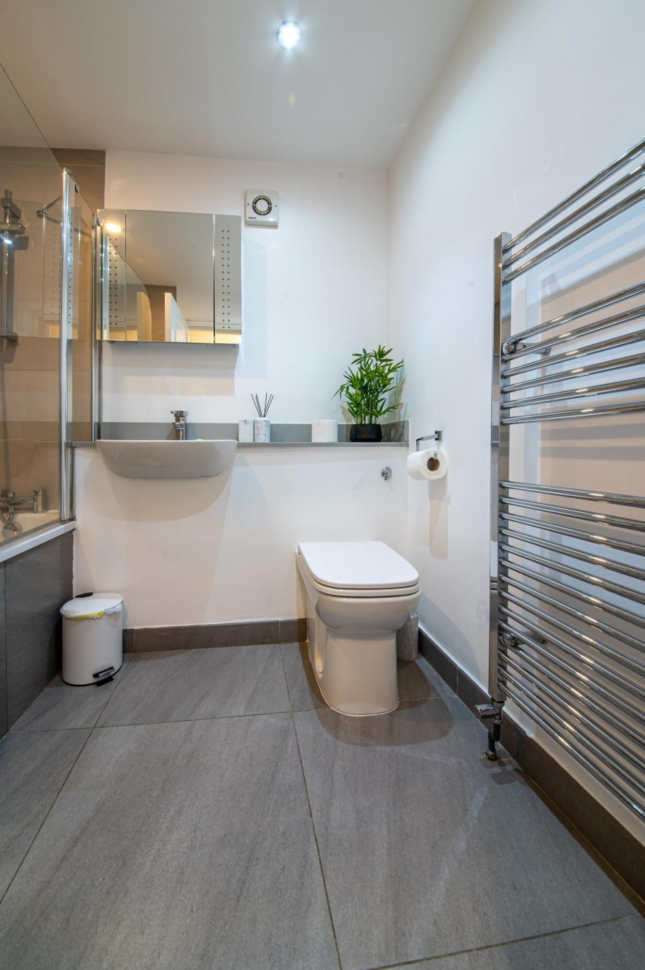 Modern 3 Beds 2 Baths Abbey Rd - St John'S Wood Appartement Londen Buitenkant foto