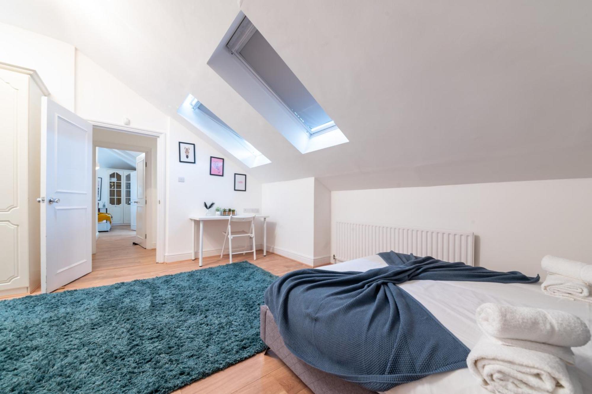 Modern 3 Beds 2 Baths Abbey Rd - St John'S Wood Appartement Londen Buitenkant foto